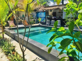 AliBaba Gili Air, Batu Layar